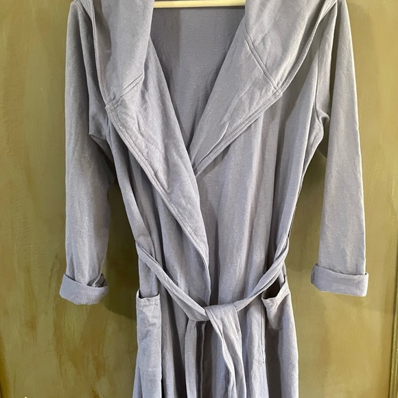 Make & Model Nordstrom Purple cotton Confetti dot robe with belt - Picture 3 of 12